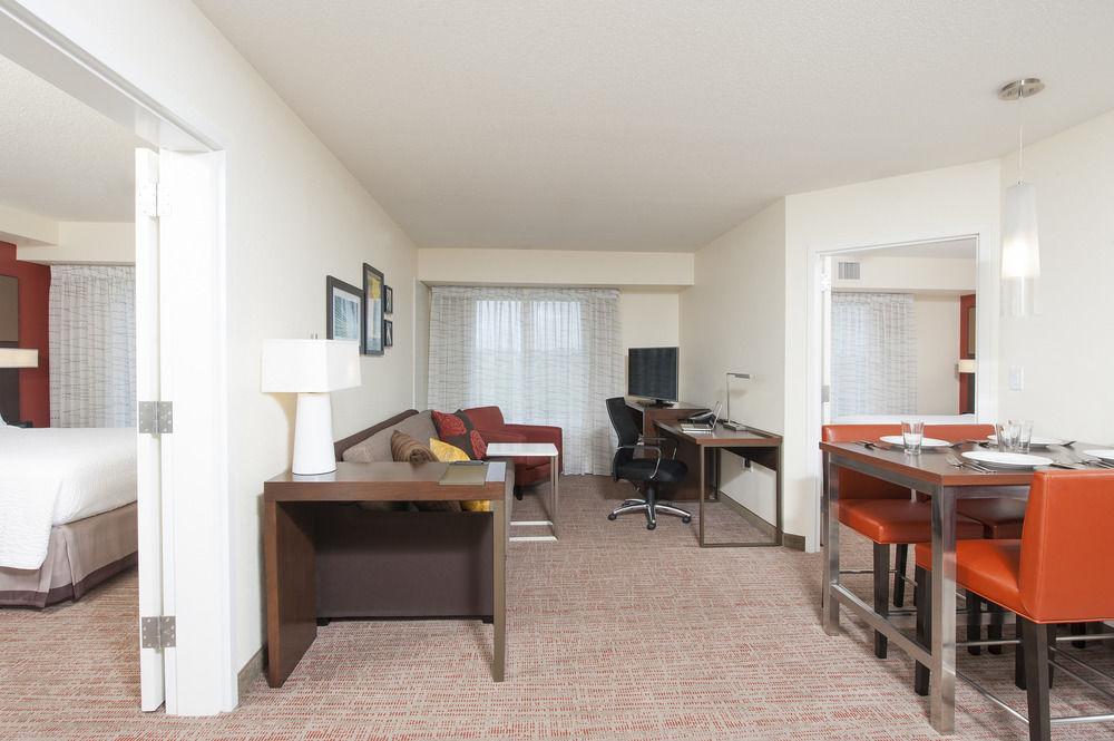 Residence Inn By Marriott Bloomington Kültér fotó