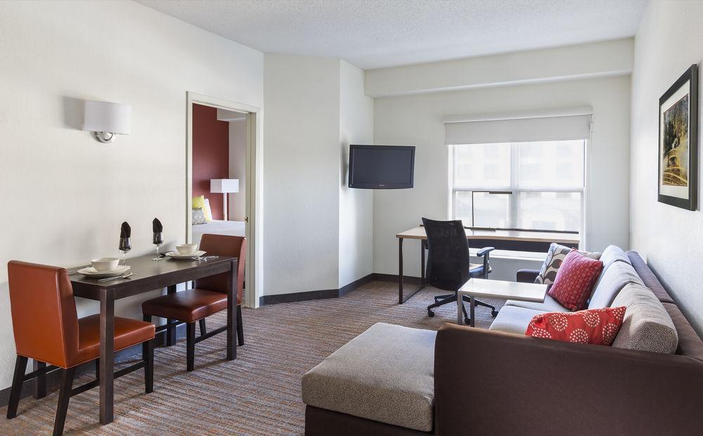 Residence Inn By Marriott Bloomington Kültér fotó