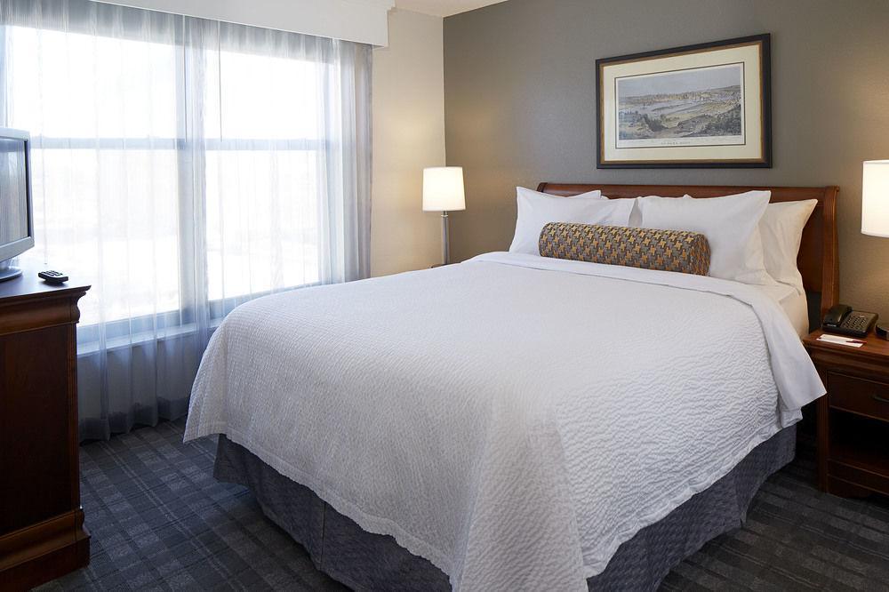 Residence Inn By Marriott Bloomington Kültér fotó